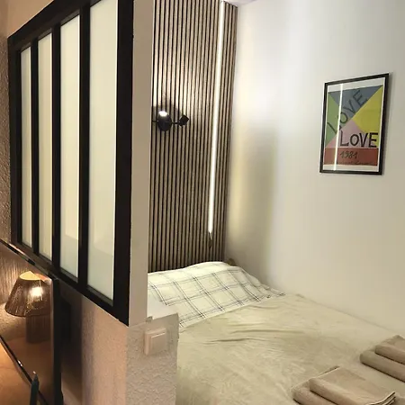 Le Cosy Nimois, Charme Et Terrasse Au Coeur De * Nimes