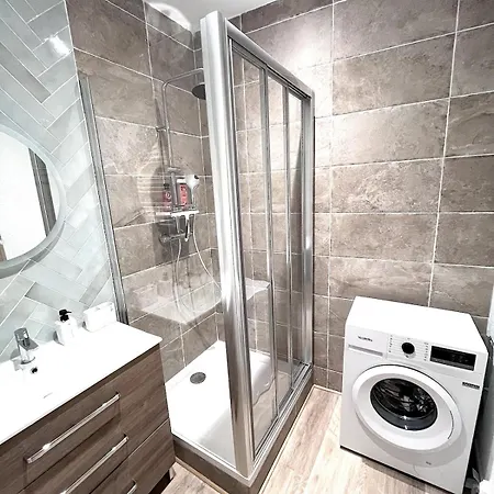 Appartement Le Cosy Nîmois, Charme Et Terrasse Au Cœur De *
