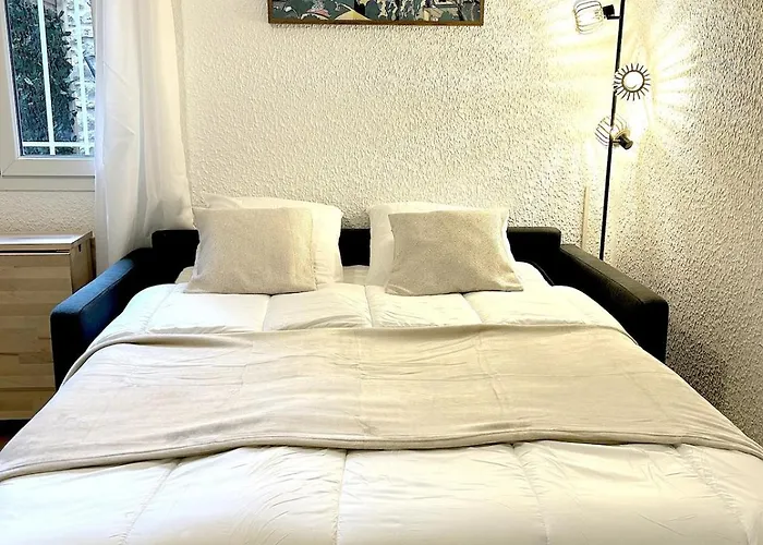 Apartment Le Cosy Nimois, Charme Et Terrasse Au Coeur De Nimes