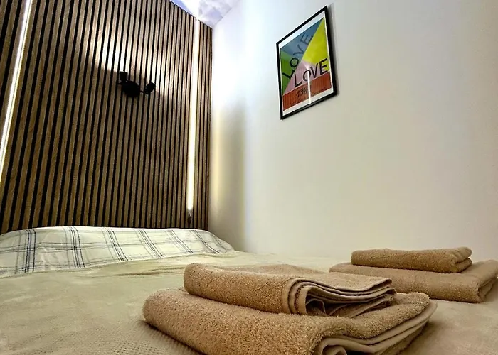 Le Cosy Nimois, Charme Et Terrasse Au Coeur De *